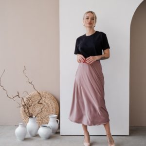 Купить в интернете юбку из шёлка армани (размер 42-48) цвета капучино для женщин