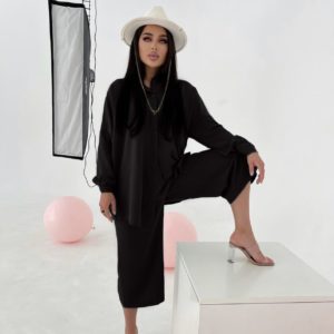 купити жіночий костюм з штанами і сорочкою вільного крою в чорному кольорі онлайн