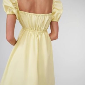 Купить нежно желтое летнее платье со шнуровкой на груди в интернете для женщин