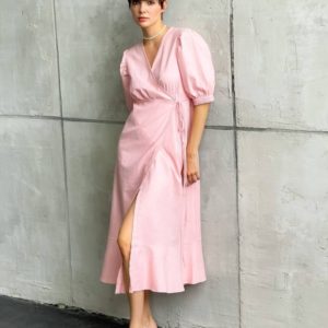Купить розовое женское льняное платье с рукавами-фонариками (размер 42-48) по скидке