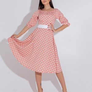 Купить по скидке пудра платье в горошек с атласным поясом (размер 48-54) для женщин