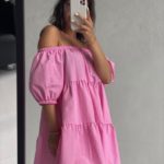 Придбати рожеву жіночу сукню з котону з відкритими плечима за низькими цінами