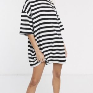 Приобрести женское полосатое платье-футболка оверсайз (размер 42-50) черно-белое выгодно
