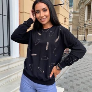 Купить черный женский свитшот с декоративными булавками в Украине