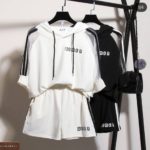 Замовити білий, чорний костюм: футболка з прозорими рукавами + шорти для жінок онлайн