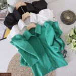 Замовити онлайн білу, зелену, чорну повітряну блузу з об'ємними рукавами для жінок
