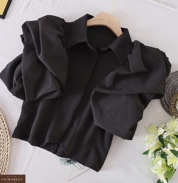 Замовити чорну жіночу повітряну блузу з об'ємними рукавами по знижці