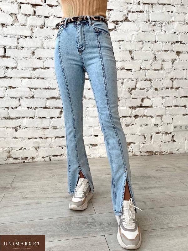 Замовити онлайн блакитні джинси з розрізами спереду для жінок