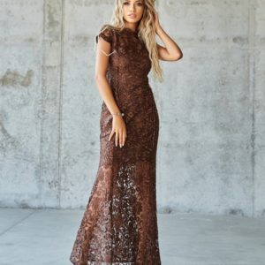Купить по скидке коричневое кружевное платье в пол (размер 42-48) для женщин