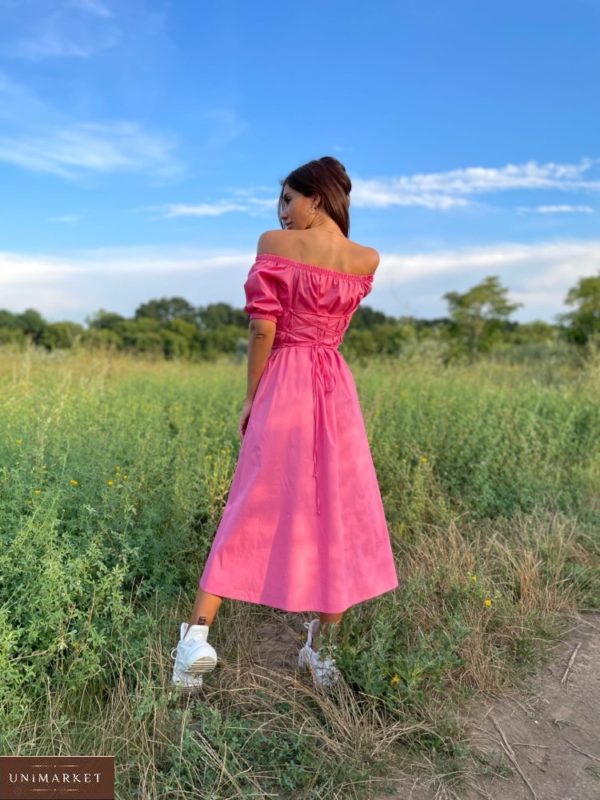 Заказать по скидке розовое платье миди с открытыми плечами (размер 42-52) женское