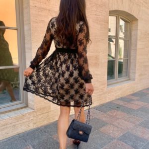 Заказать в интернете черное коктейльное платье с итальянским кружевом для женщин