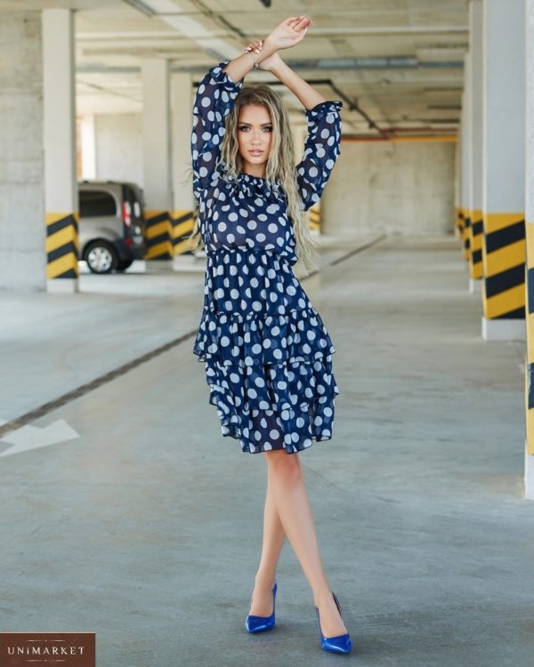 Заказать онлайн синее платье с воланами и принтом (размер 42-48) для женщин