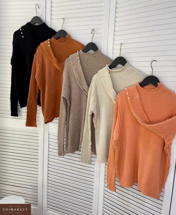 Купити онлайн коричневий, чорний, беж светр з коміром стійкою для жінок