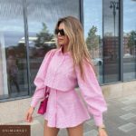 Заказать розовый женский костюм в клетку: юбка-шорты и рубашка онлайн