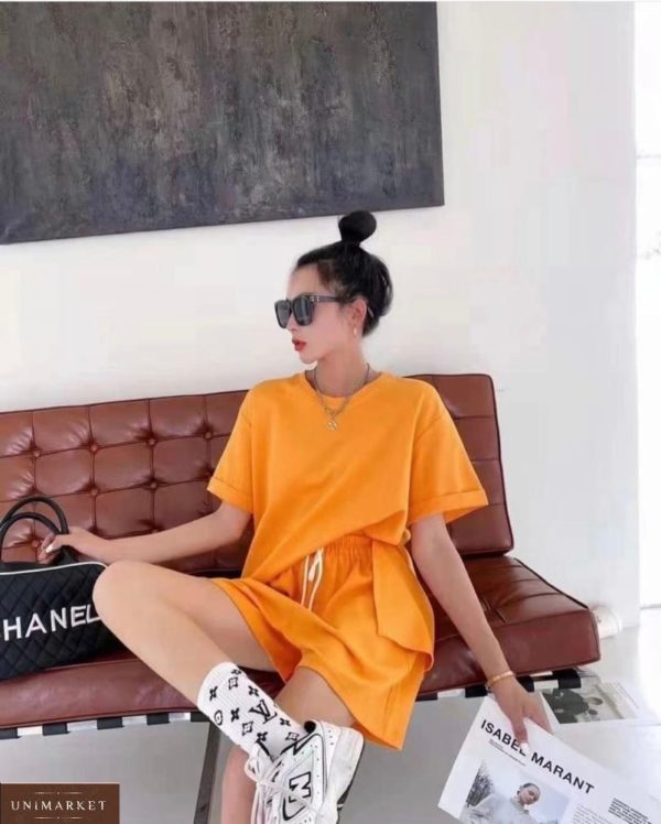 Приобрести в интернете оранжевый прогулочный костюм с шортами (размер 42-48) для женщин