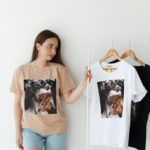 купить однотонную женскую футболку с принтом по акционной цене в Unimarket