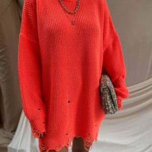 Купить по скидке женский свитер-тунику с дырками неоновый