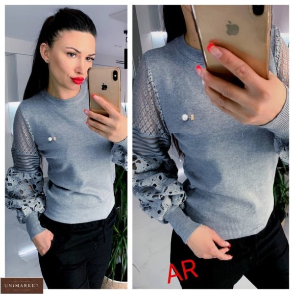 Купить серый свитер с объемными кружевными рукавами для женщин онлайн