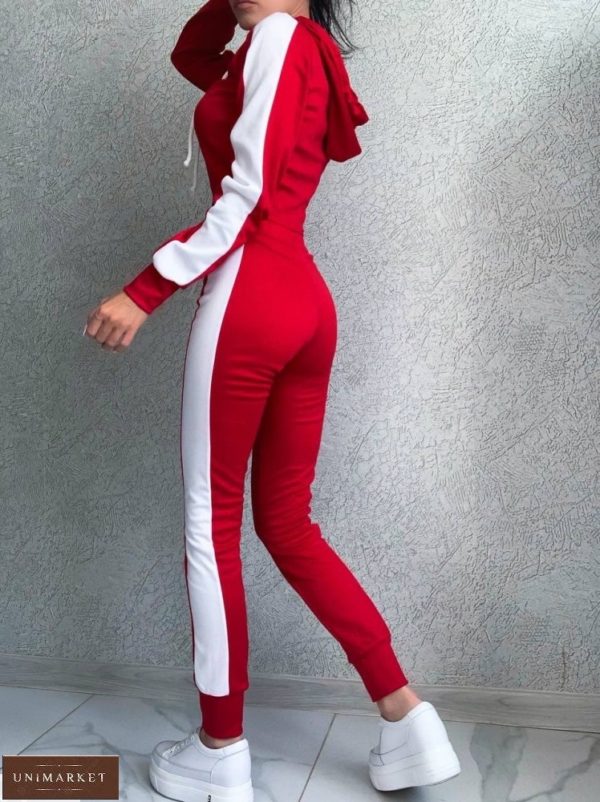 Купить по скидке женский спортивный костюм с широкими лампасами красного цвета