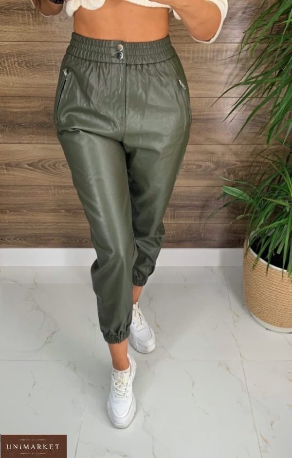 Купить в интернете хаки женские штаны на резинке из эко кожи (размер 44-48)