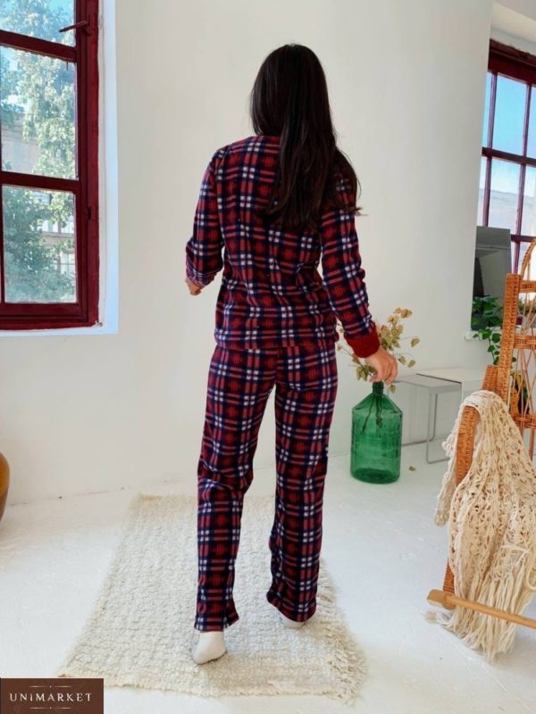 Купить красную женскую плюшевую пижаму в клетку (размер 42-50) онлайн
