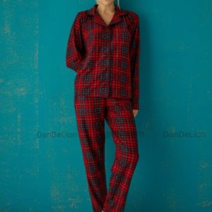 Купити онлайн червону піжаму в клітку (розмір 42-50) по знижці