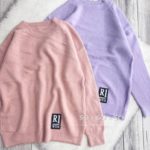 Заказать пудра, лиловый вязаный свитер с нашивкой по скидке для женщин