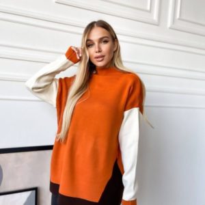 Купить по скидке оранжевый удлинённый свитер-гольф для женщин