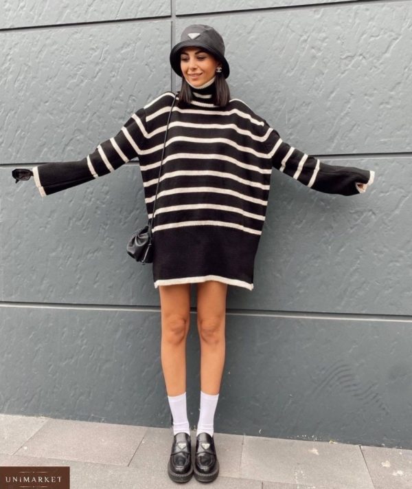 Купити дешево чорний жіночий трендовий светр у смужку
