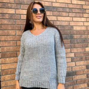 Купить серый женский удлиненный вязаный свитер (размер 50-56) по скидке