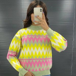 Купити жовтий жіночий светр з принтом зигзаг недорого