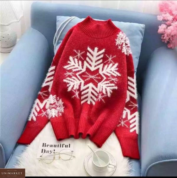 Заказать красного цвета женский свитер со снежинками в интернете