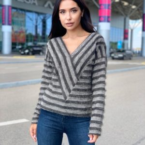 Купить женский свитер в полоску с V-образным вырезом (размер 42-48) хаки онлайн