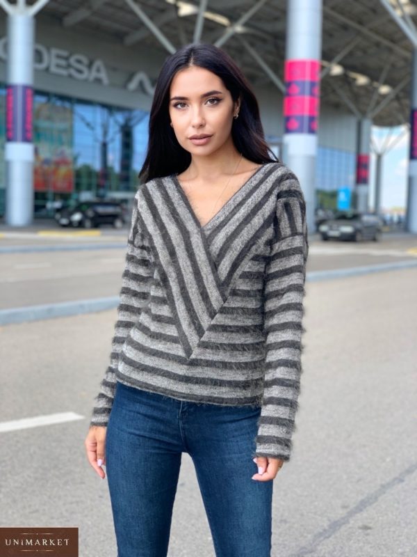 Купить женский свитер в полоску с V-образным вырезом (размер 42-48) хаки онлайн