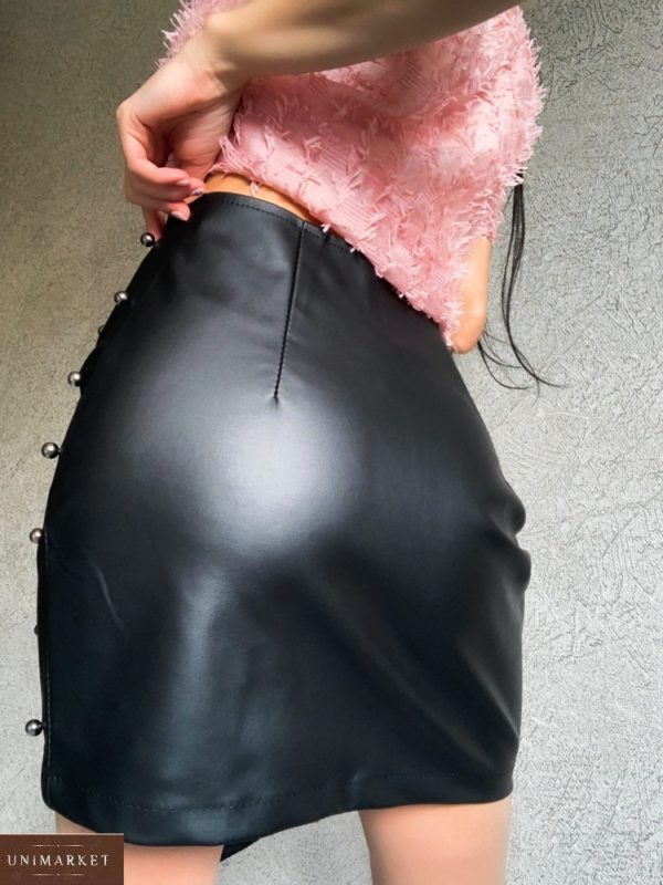 Заказать недорого черную женскую юбку из эко кожи с бусинами