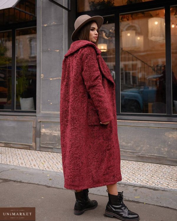 пальто женское винного цвета из коллекции зима 2021 по акционной цене