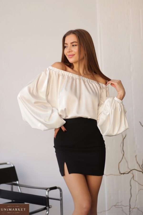 Купити в інтернеті молочну блузку з шовку з об'ємними рукавами для жінок