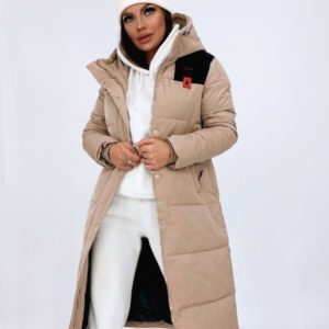 Купить бежевую женскую длинную куртку fashion на зиму