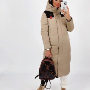Купить по скидке бежевую длинную куртку fashion для женщин