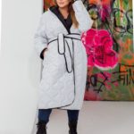 Купить черно-белое женское пальто синтепоновое на запах (размер 42-70) онлайн