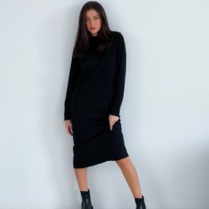 Купить онлайн черное женское осеннее платье с длинным рукавом (размер 42-48)