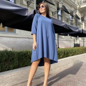 Заказать по низким ценам женское однотонное асимметричное платье (размер 50-56) синего цвета