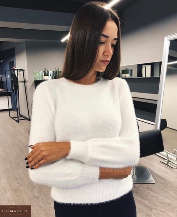 Заказать белый свитер травка с круглым вырезом дешево для женщин