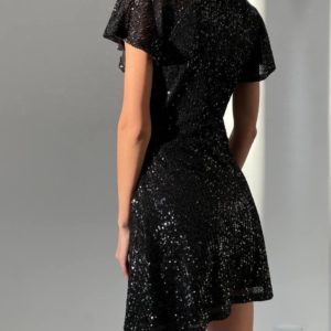 купить платье мини на запах черного цвета по выгодной скидочной цене онлайн