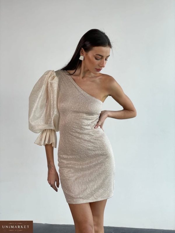 Заказать онлайн молочное платье мини с одним рукавом (размер 42-48) для женщин