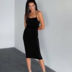 Купить дешево женское трикотажное коктейльное платье черное