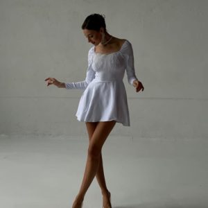 Купить женское платье мини с перьями (размер 42-52) белое онлайн