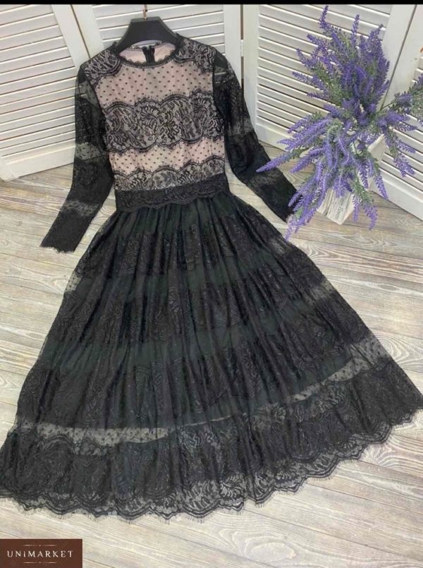 Купити на свято чорну ошатну сукню з мереживом для жінок