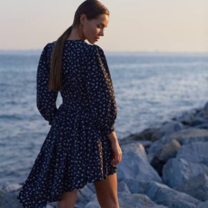 жіноча сукня в цятку чорного кольору без націнки з доставкою по Україні