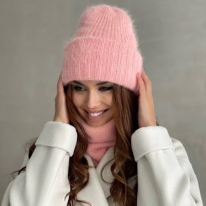 замовити теплу жіночу шапку на зиму за вигідною вартістю